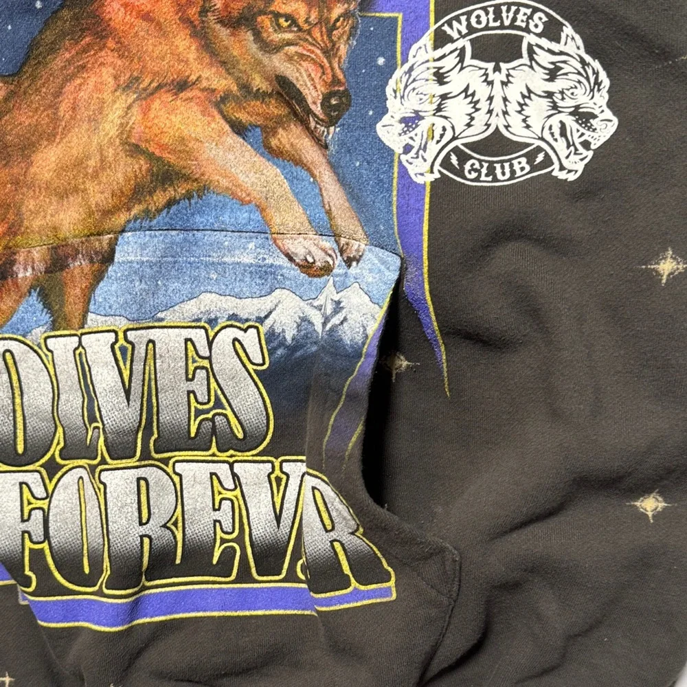 DARC SPORT Wolves Club Faded Black 'Wolves Forever' Graphic Hoodie Sweatshirt M - Picture 7 of 15